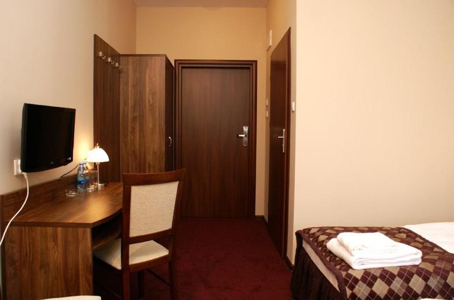 Hotel Belfort Łomża Eksteriør bilde